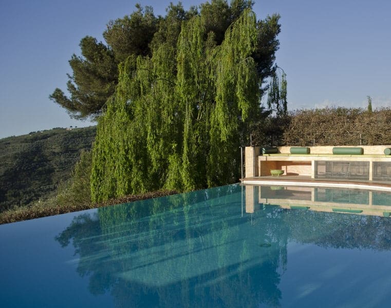 Infinity pool, Agriturismo Relais San Damian, Imperia, Liguria, Italia